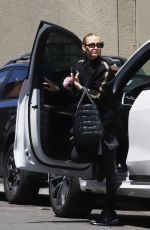 ASHLEE SIMPSON Heading to a Gym in Los Angeles 05/11/2022