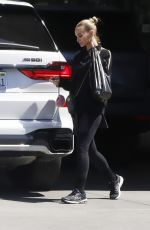 ASHLEE SIMPSON Heading to a Gym in Los Angeles 05/11/2022