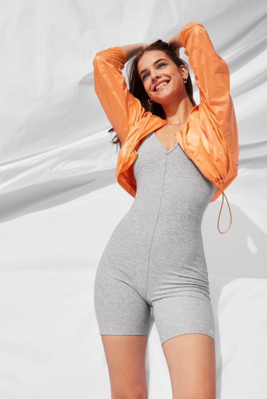 BARBARA PALVIN for Alo Yoga 05/03/2022