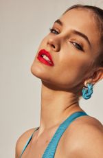 BARBARA PALVIN for Alo Yoga Spring/Summer 2022 Collection