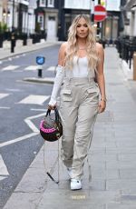 CHLOE and DEMI SIMS Arrives at IT Mayfair 05/01/2022