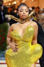 CHLOE BAILEY at Met Gala Celebrating In America: An Anthology of Fashion in New York 05/02/2022