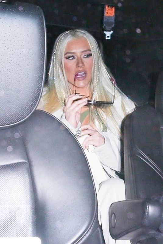 CHRISTINA AGUILERA Leaves Dior