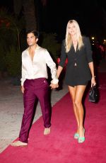 DEVON WINDSOR at Carbone Beach in Miami Beach 05/06/2022