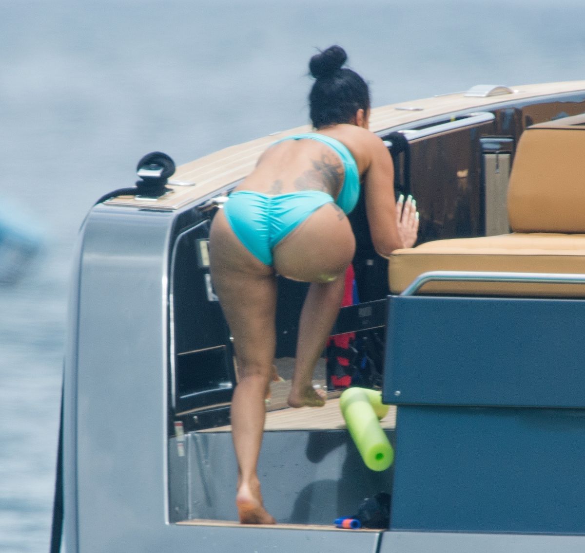 draya-michele-in-bikini-at-a-yacht-in-barbados-05-29-2022-10.jpg