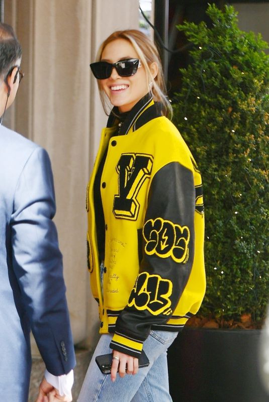 EILEEN GU Out Shopping at Tiffany
