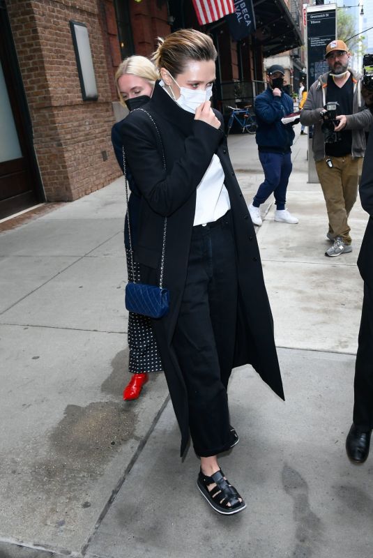 ELIZABETH OLSEN Leaves Her Hotel in New York 05/04/2022