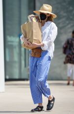 ELIZABETH OLSEN Out Shopping for Groceries in Los Angeles 05/19/2022