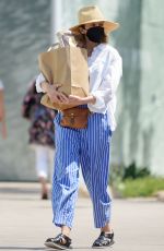 ELIZABETH OLSEN Out Shopping for Groceries in West Hollywood 05/19/2022