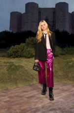 ELLE FANNING  Gucci