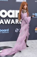 FLORENCE WELCH at 2022 Billboard Music Awards in Las Vegas 05/15/2022