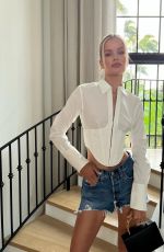 FRIDA AASEN - Instagram Photos 05/09/2022