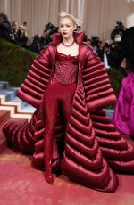 GIGI HADID at Met Gala Celebrating In America: An Anthology of Fashion in New York 05/02/2022