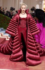 GIGI HADID at Met Gala Celebrating In America: An Anthology of Fashion in New York 05/02/2022