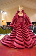 GIGI HADID at Met Gala Celebrating In America: An Anthology of Fashion in New York 05/02/2022