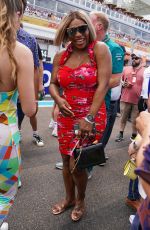 HAILEE STEINFELD and SERENA WILLIAMS at Miami Grand Prix 05/08/2022