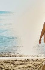 HUNTER MCGRADY for Sports Illustrated Swimsuit 2022 Edition
