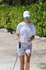 IVANKA TRUMP and Jared Kushner Out with Their Dog in South Beach 05/28/2022