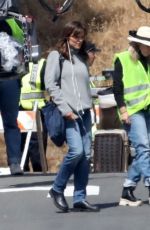 JENNIFER GARNER on the Set of The Last Thing He Told Me in San Pedro 05/09/2022