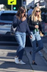 JENNIFER GARNER Out for Coffee in Brentwood 05/26/2022