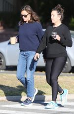 JENNIFER GARNER Out for Coffee with a Friend in Brenwtood 05/12/2022