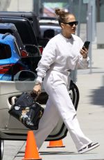 JENNIFER LOPEZ Heading to a Dance Studio in Los Angeles 05/24/2022
