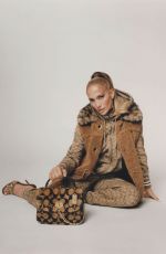 JENNIFER LOPEZ in Latina Attitude Magazine, February 2022