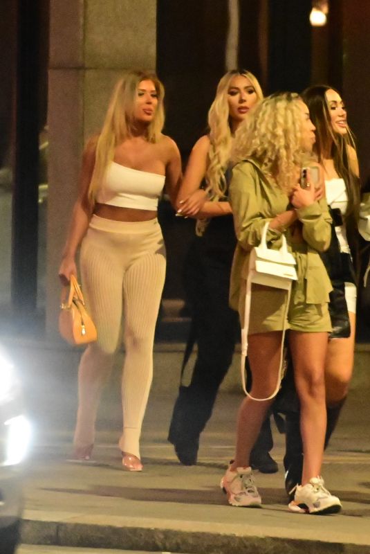 JESS and EVE GALE, DEMI SIMS and Malachi Fagon-Walcott Night Out in London 05/15/2022