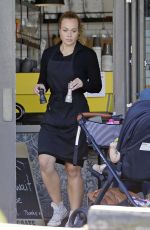 JESSICA MARAIS Works as a Waitress at a Cafe in Sydney 05/07/2022