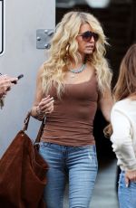JESSICA SIMPSON Out in Los Angeles 05/12/2022