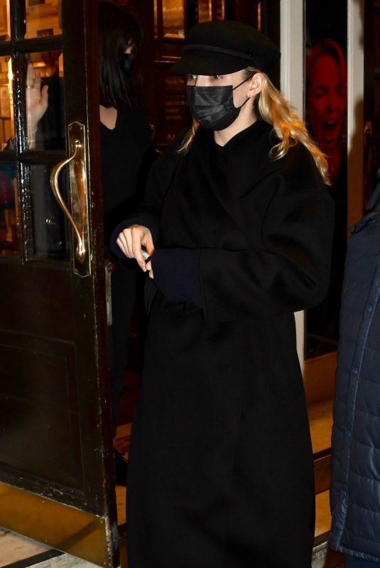 JODIE COMER Leaves a Theatre in London 05/04/2022