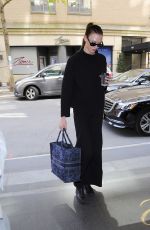 KARLIE KLOSS Arrives at Carlyle Hotel in New York 05/01/2022
