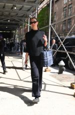 KARLIE KLOSS Out and About in New York 05/01/2022