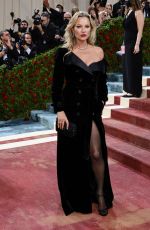 KATE MOSS at Met Gala Celebrating In America: An Anthology of Fashion in New York 05/02/2022