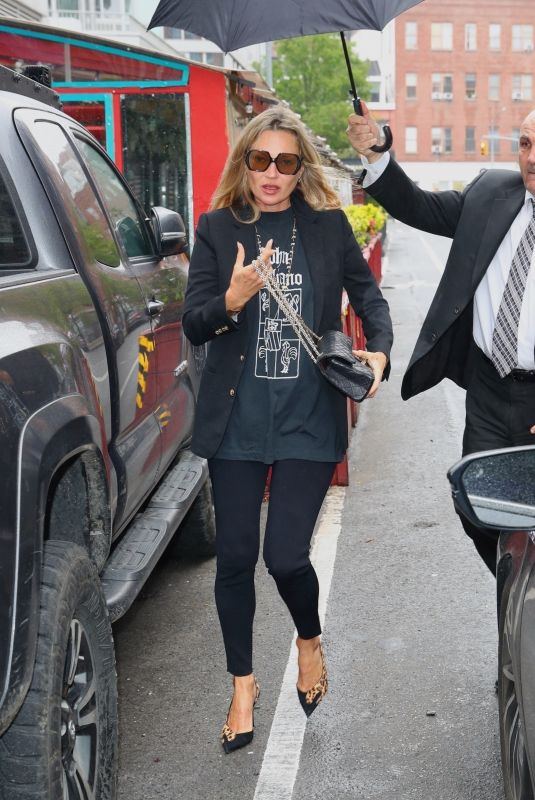 KATE MOSS Out and About in New York 05/02/2022