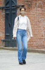 KATIE HOLMES Out in New York 05/25/2022