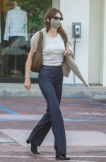 KENDALL JENNER Leaves Lucky