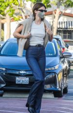 KENDALL JENNER Leaves Lucky