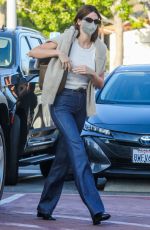 KENDALL JENNER Leaves Lucky