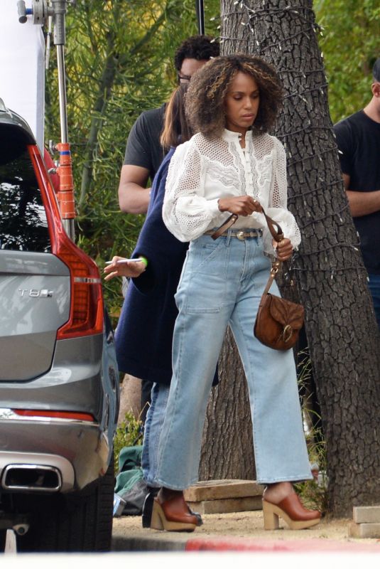 KERRY WASHINGTON on the Set of UnPrisoned in Los Angeles 05/23/2022