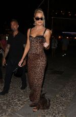 KHLOE KARDASHIAN Arrives at Ristorante Puny in Portofino 05/20/2022