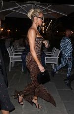 KHLOE KARDASHIAN Arrives at Ristorante Puny in Portofino 05/20/2022