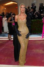 KHLOE KARDASHIAN at Met Gala Celebrating In America: An Anthology of Fashion in New York 05/02/2022