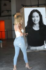 KHLOE KARDASHIAN in Her Good American Brand Jeans on the Set of Her Hulu Show on Melrose Avenue 05/04/2022