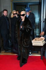 KIM and KHLOE KARDASHIAN Leaves Ritz-Carlton Hotel in Los Angeles 05/02/2022