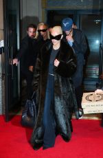 KIM and KHLOE KARDASHIAN Leaves Ritz-Carlton Hotel in Los Angeles 05/02/2022