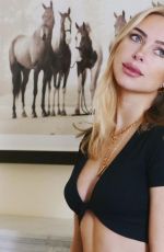 KIMBERLEY GARNER - Instagram Photos 05/09/2022