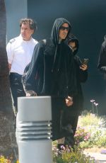 KOURTNEY KARDASHIAN and Travis Barker Arrives in Los Angeles 05/27/2022
