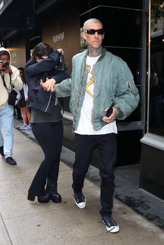 KOURTNEY KARDASHIAN and Travis Barker Out in New York 05/02/2022