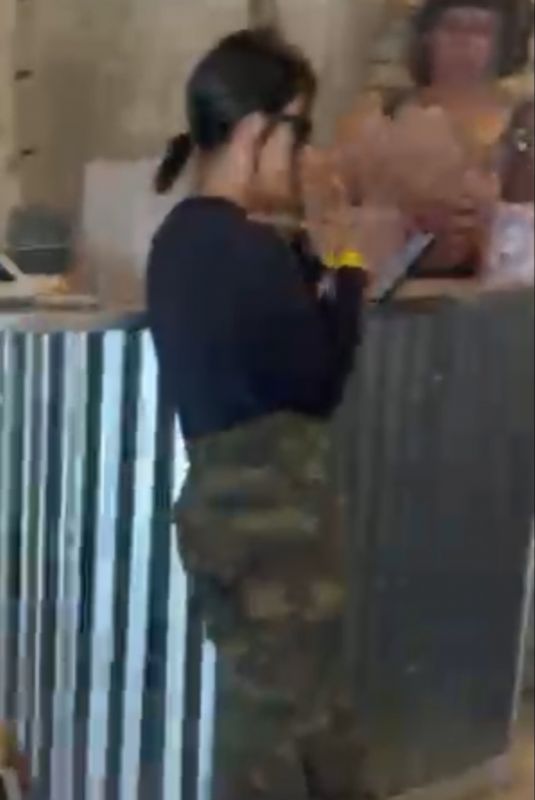 KOURTNEY KARDASHIAN Out Shopping in Calabasas 05/06/2022